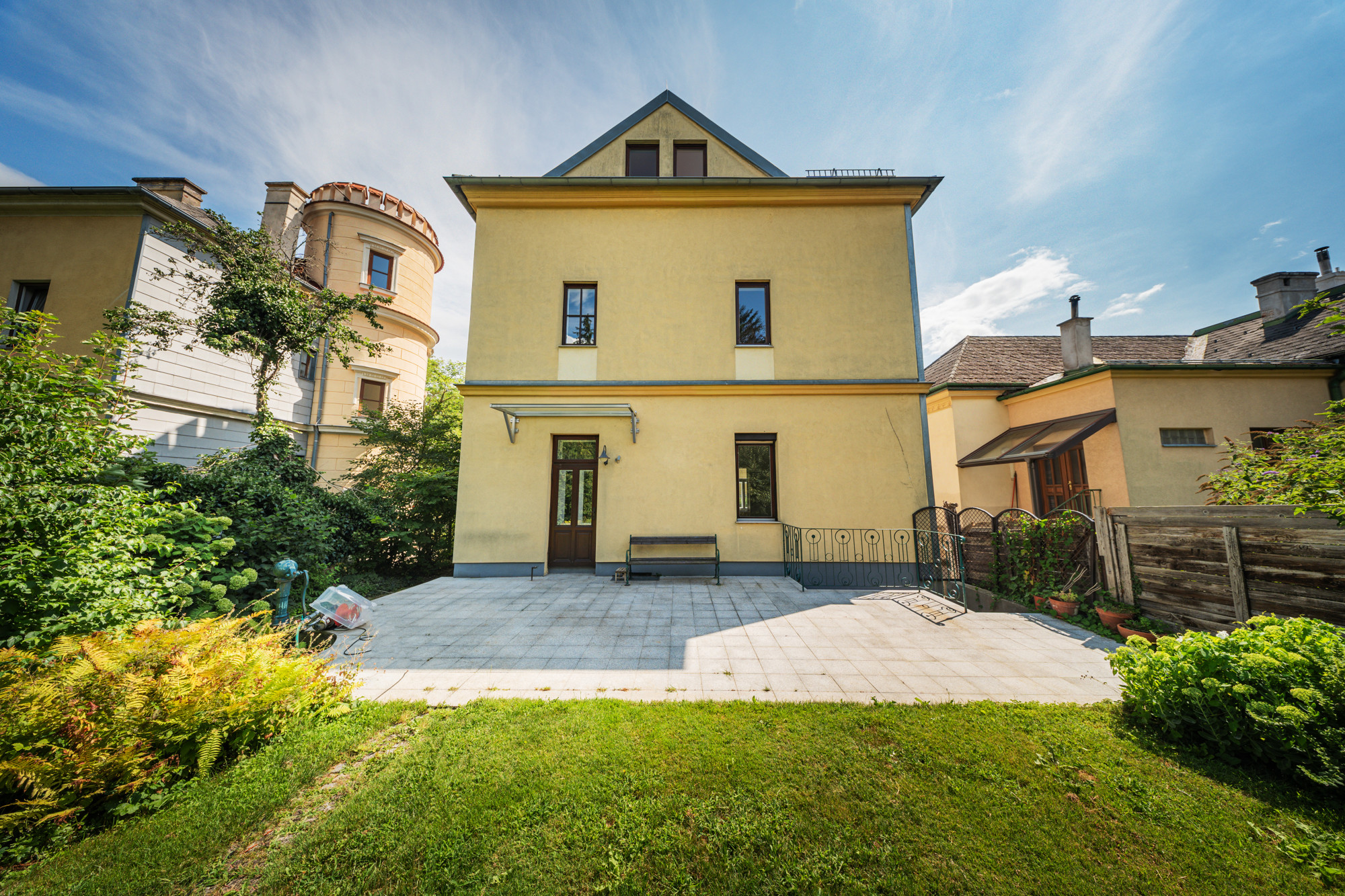 Charming Family Residence in Klosterneuburg