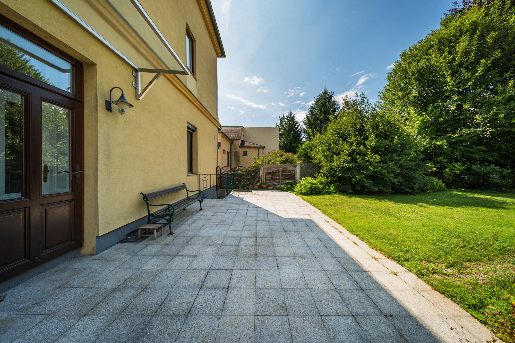 Charming Family Residence in Klosterneuburg