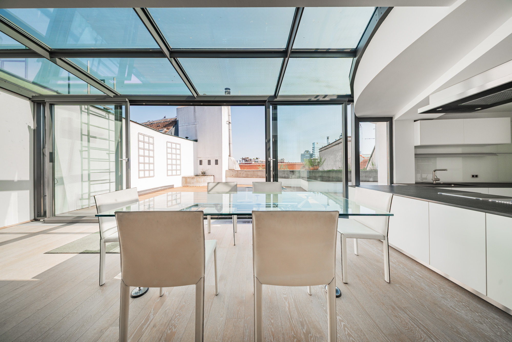 Above the rooftops of Vienna’s city center