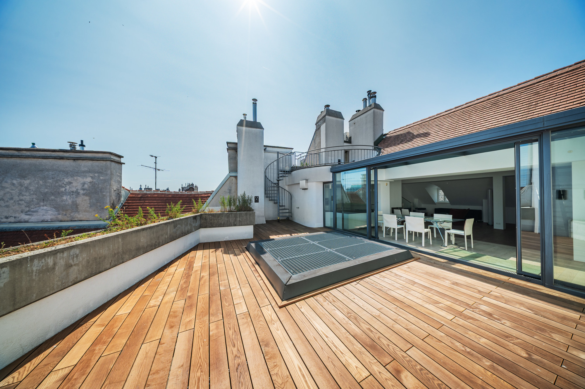 Above the rooftops of Vienna’s city center