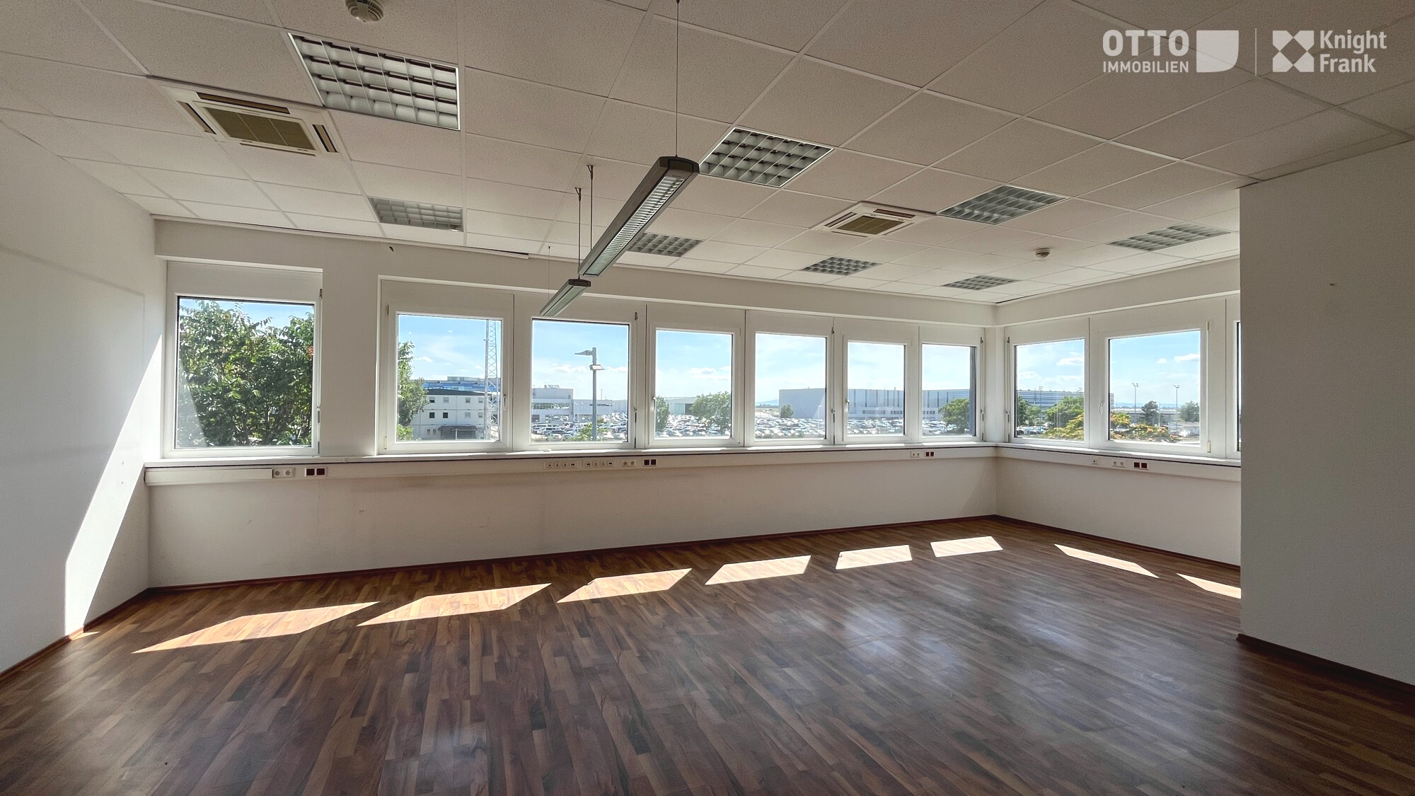 Service- und Büroflächen direkt am Flughafen Wien