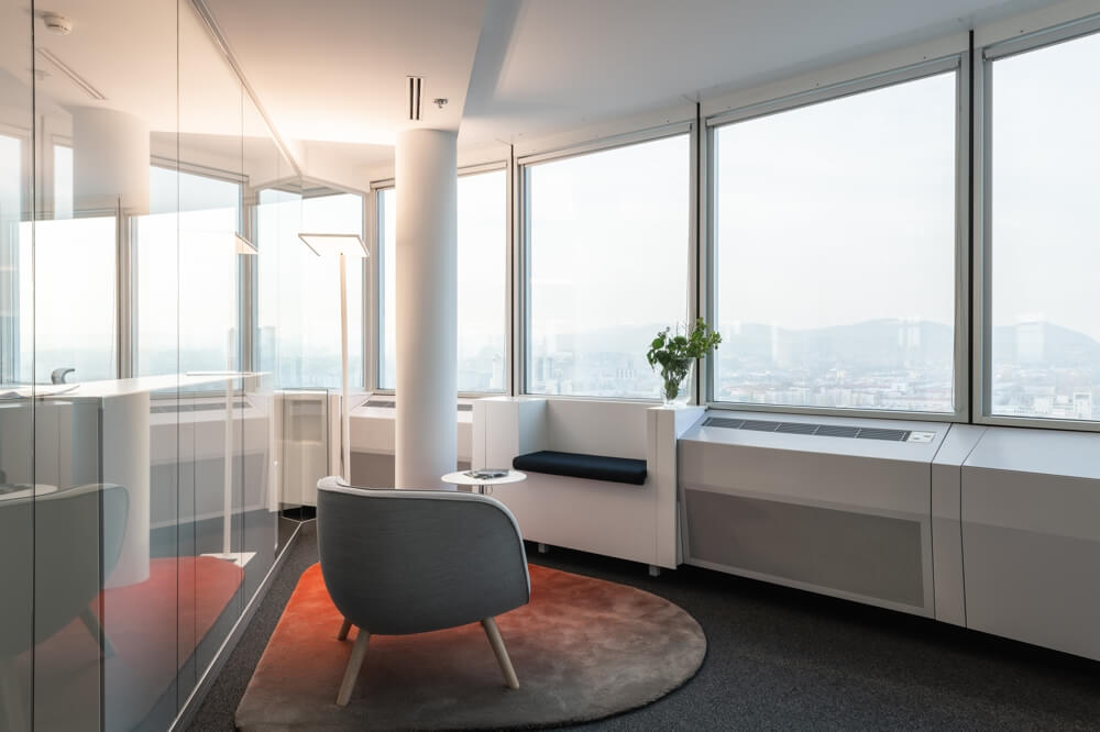 MILLENNIUM TOWER - Moderne Büros mit Weitblick