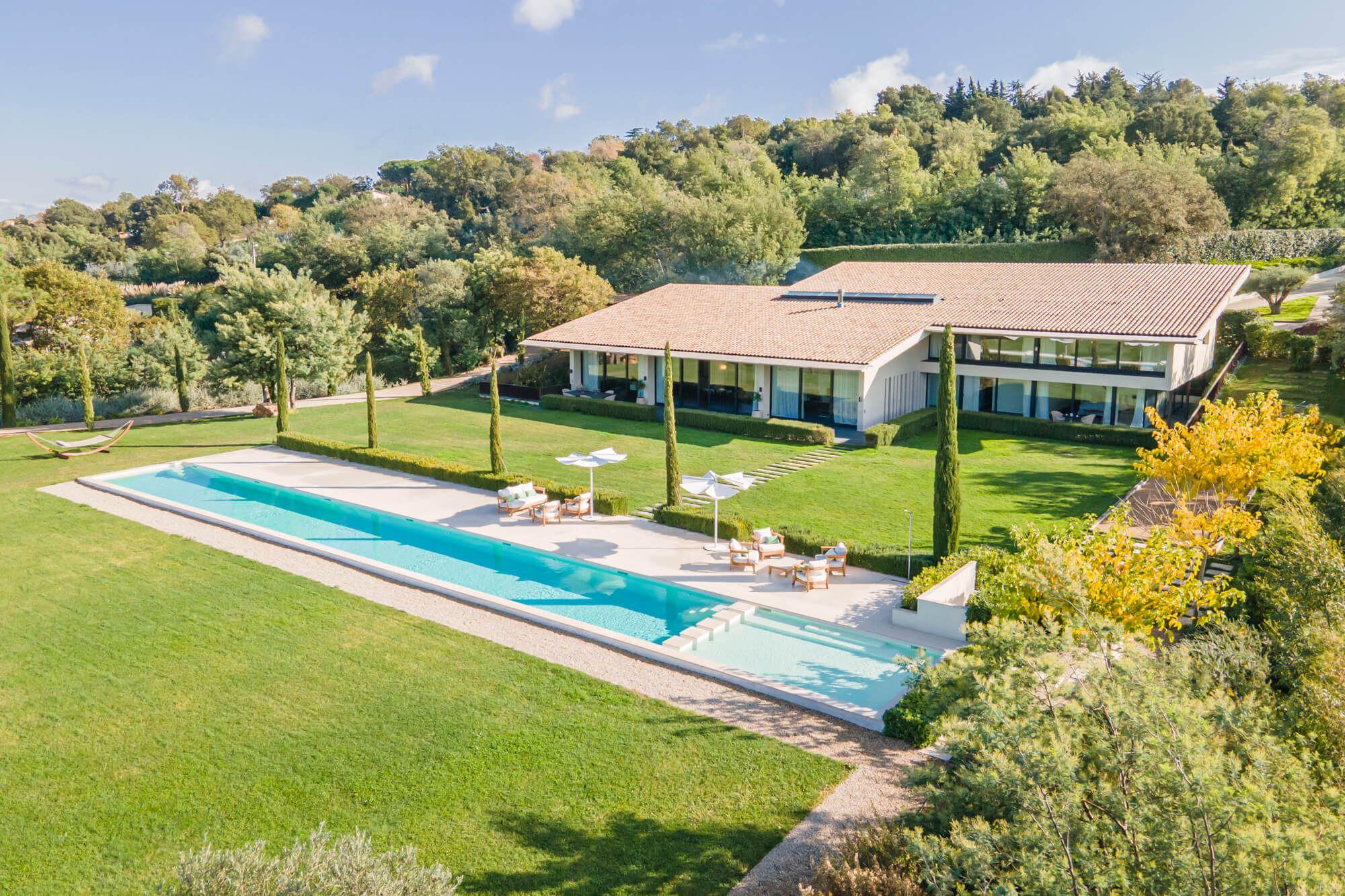 Stunning architect villa near Cannes