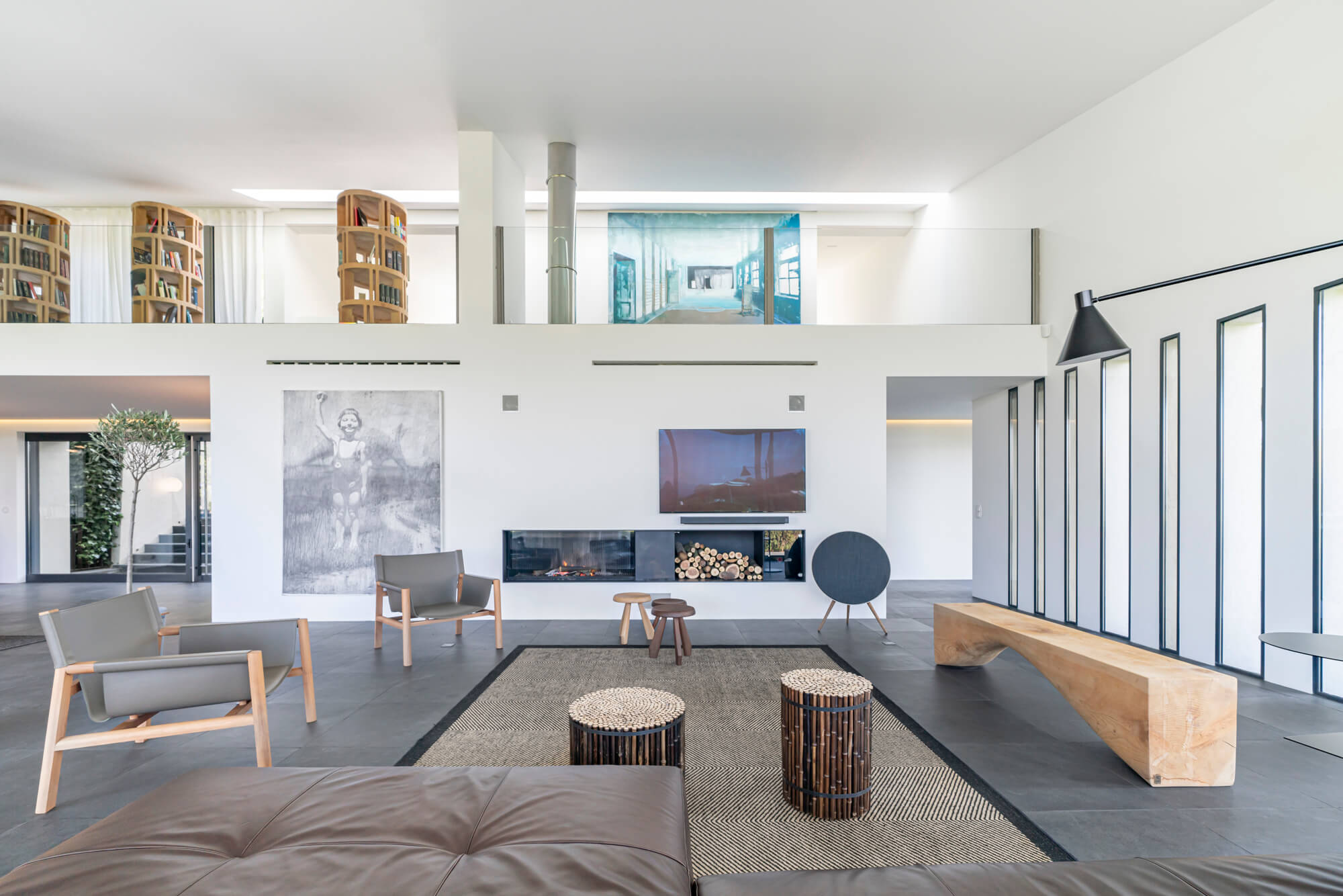 Stunning architect villa near Cannes