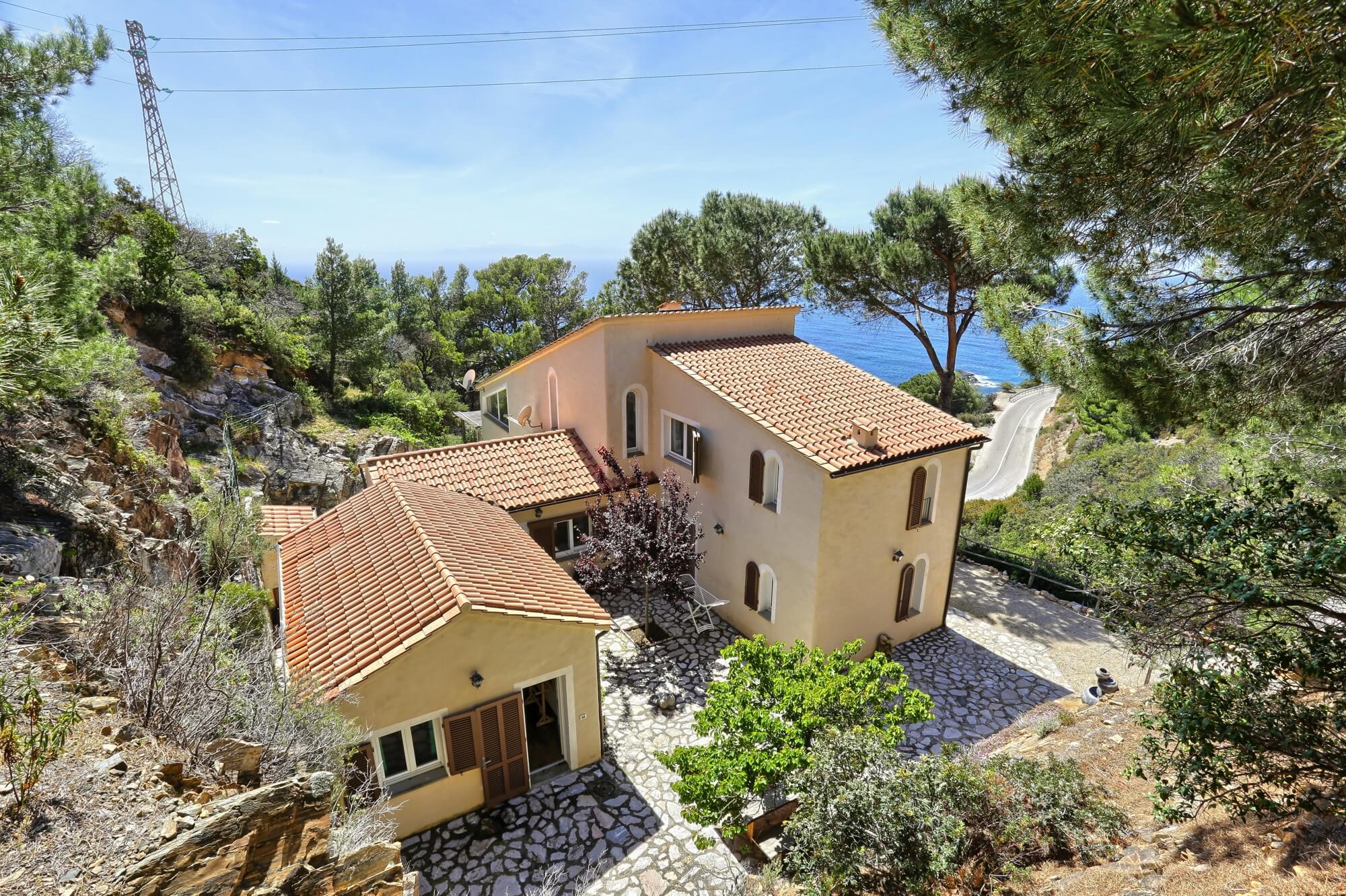 Fantastic home with sea views on the Island of Elba