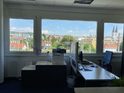 Markantes Bürohaus im Westen Wiens