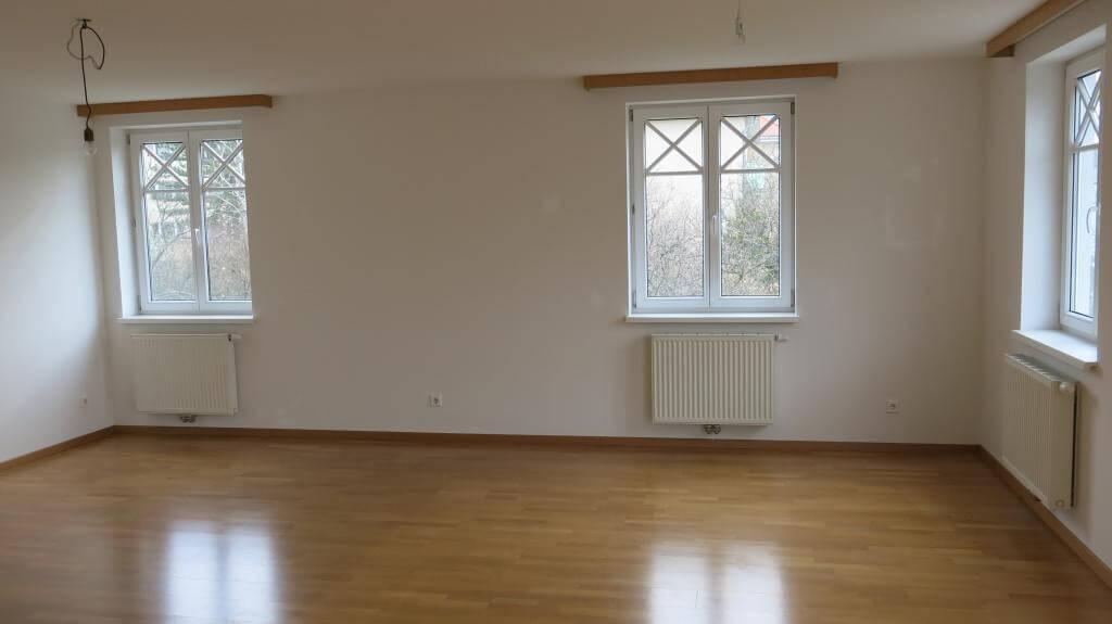 Sonnige Neubauwohnung mit Balkon