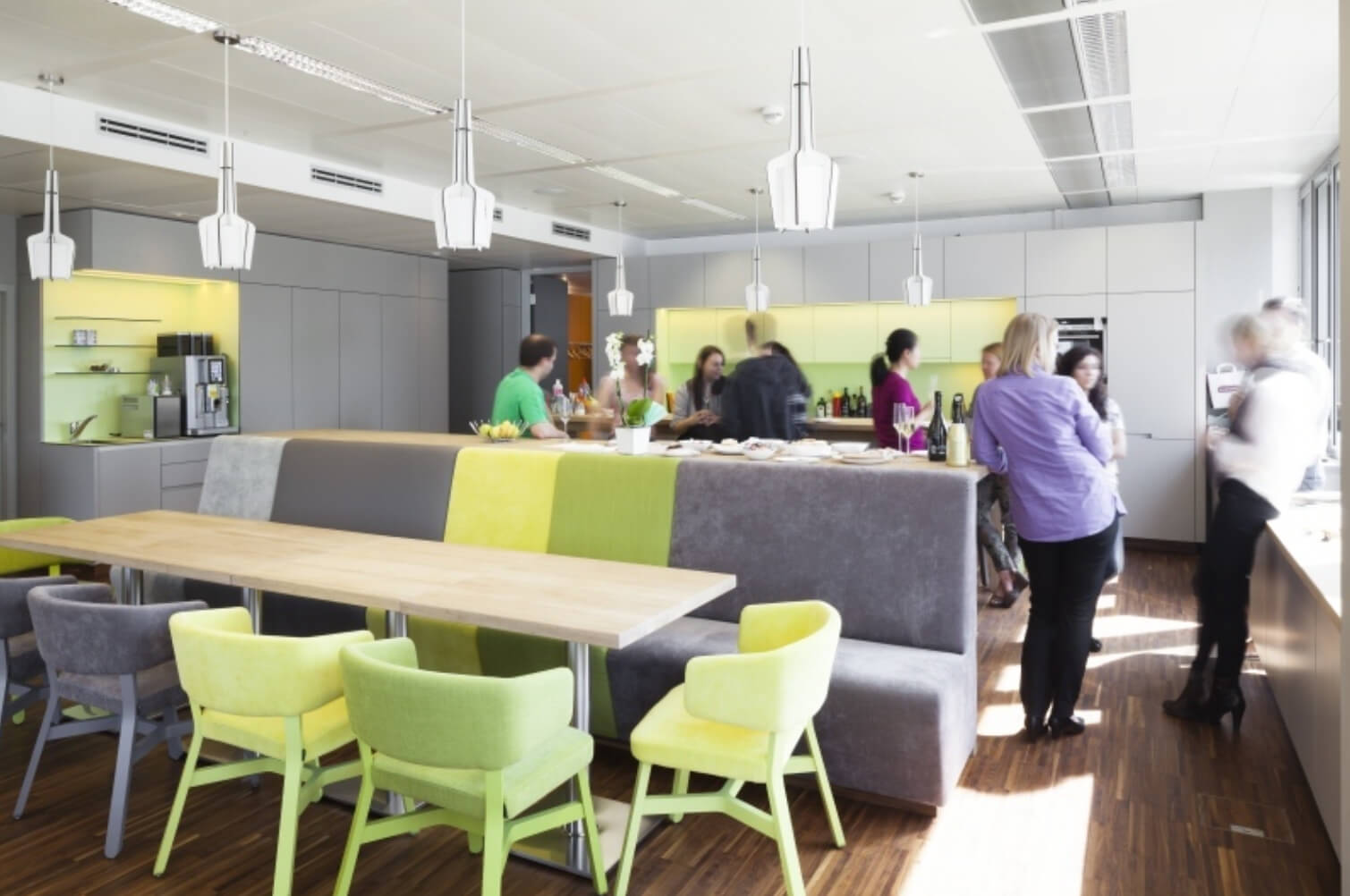 EURO PLAZA 1 - Ihr All-in-1 Büro