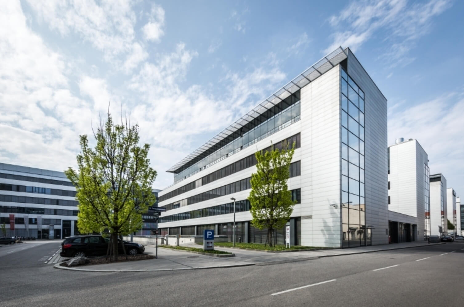 EURO PLAZA 1 - Ihr All-in-1 Büro