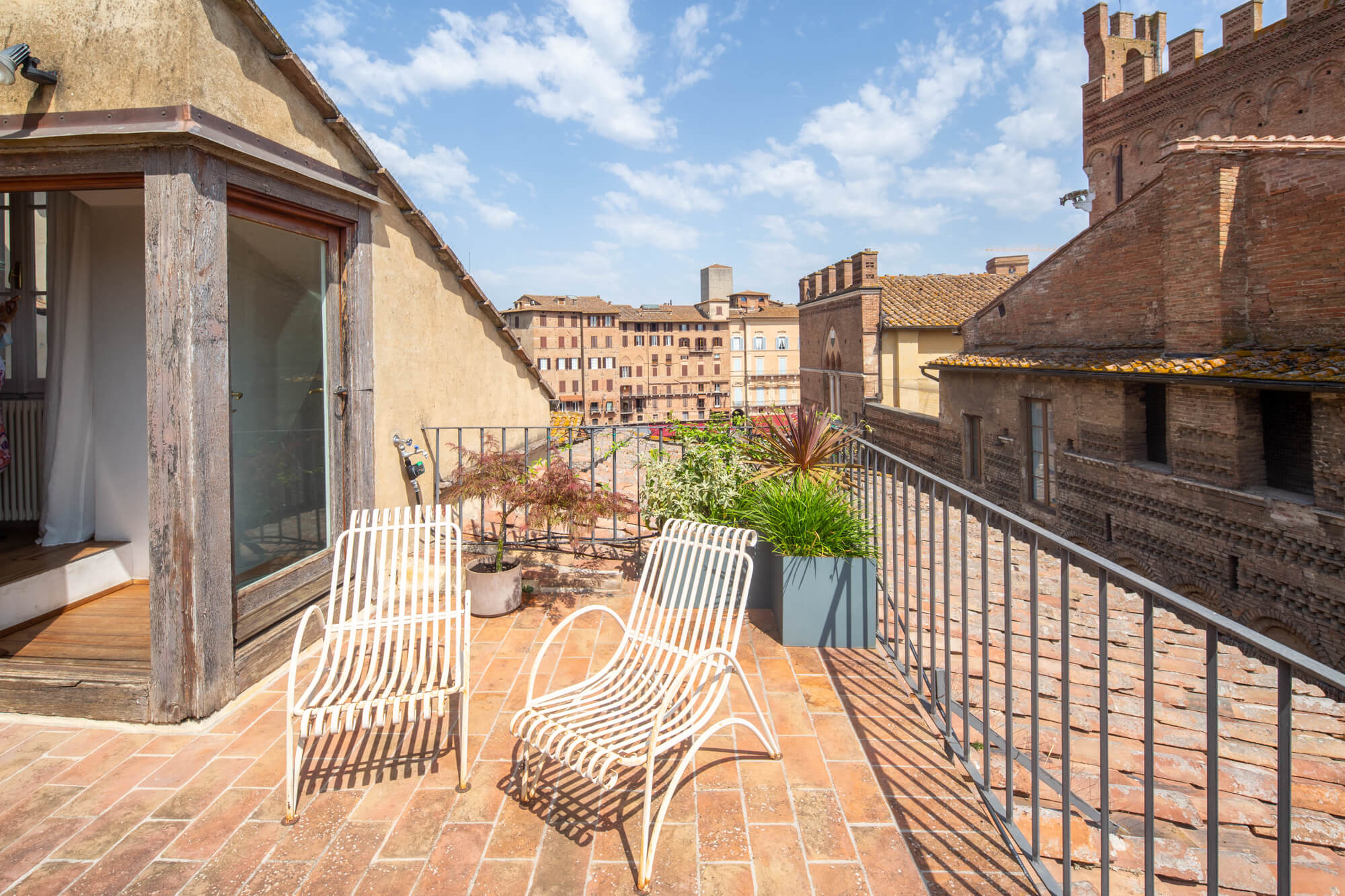 Fabulous apartment with panoramic terrace