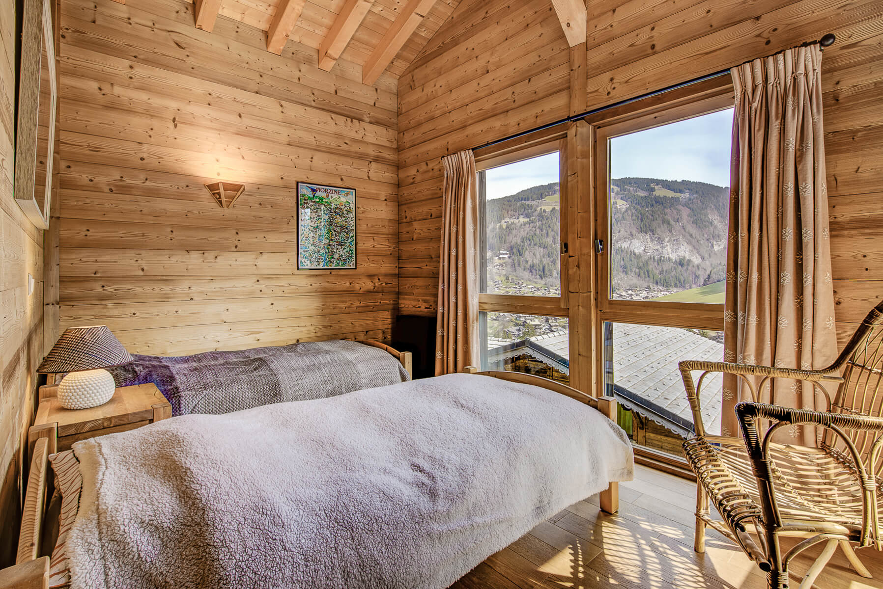 Chalet with panoramic views over Morzine and the mountains.