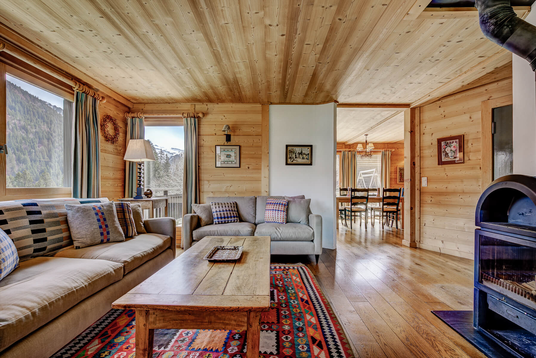 Chalet with panoramic views over Morzine and the mountains.