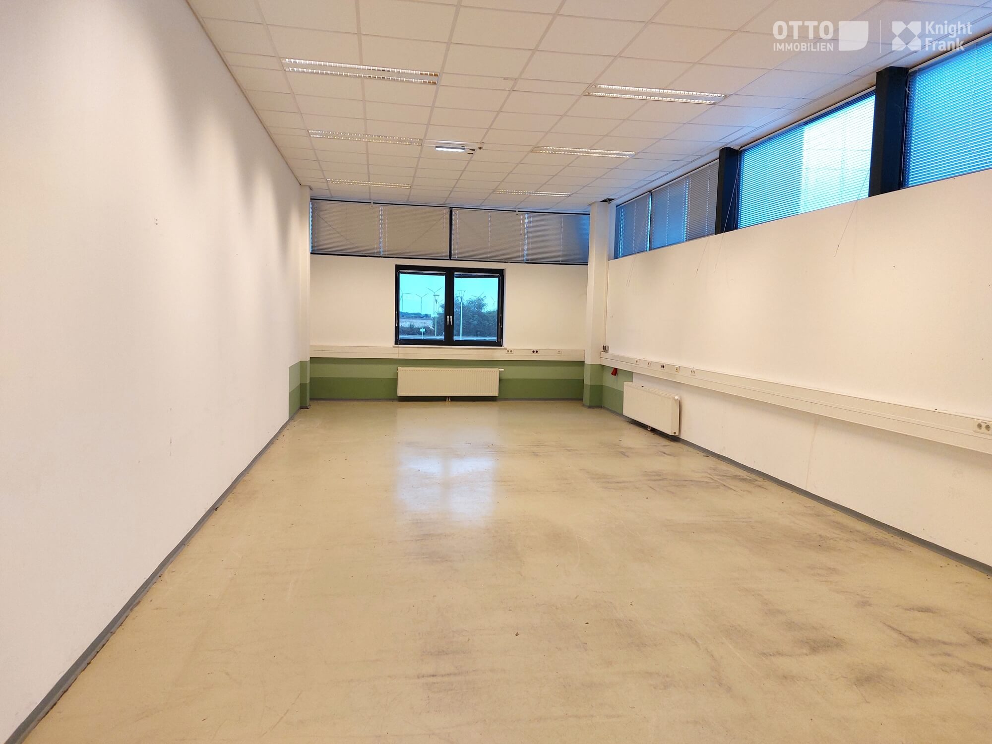 Moderne Lagerhalle mit Büro an der A4: Neusiedl & Parndorf