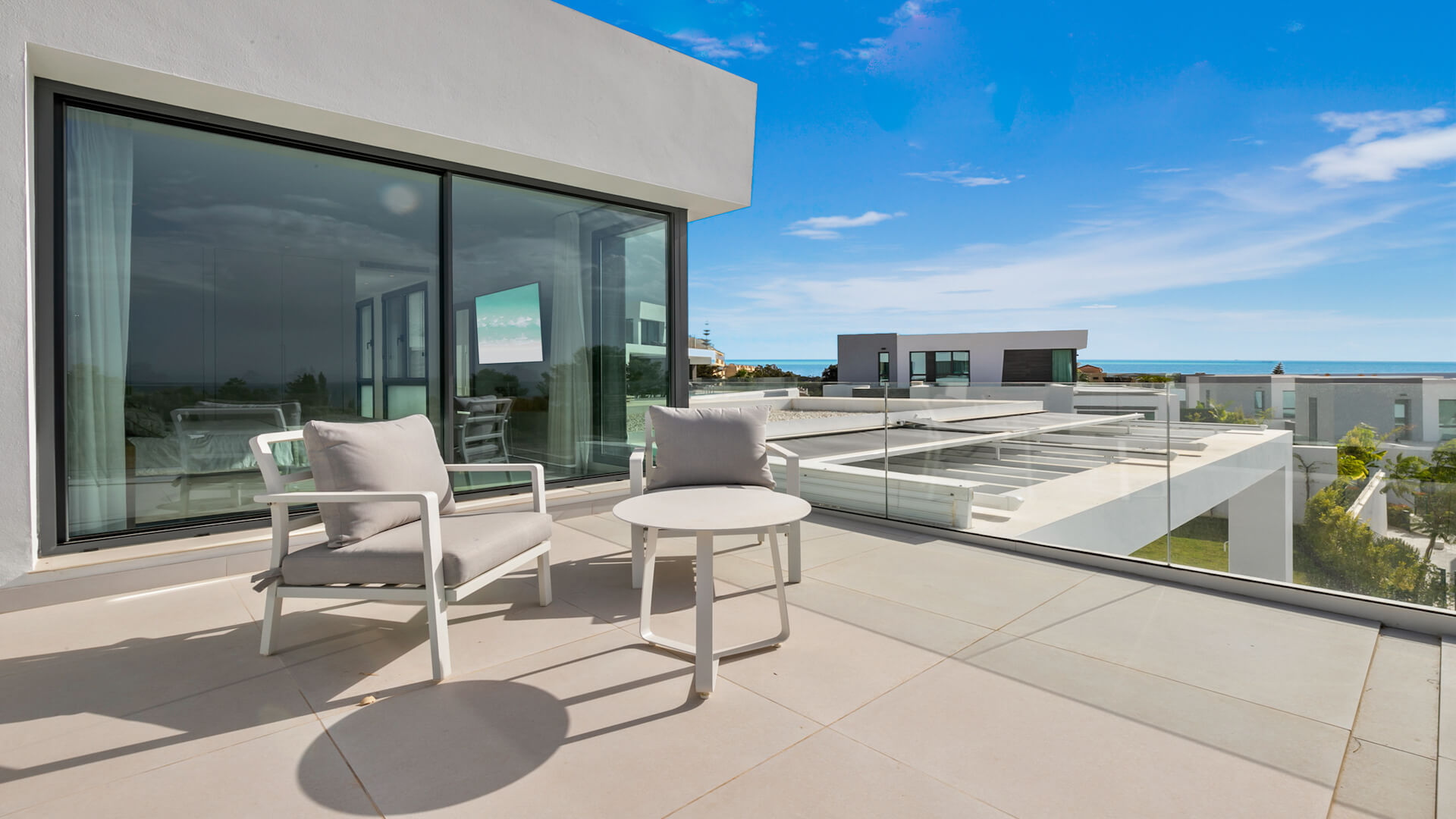 Luxury living in a gated community near Cabopino