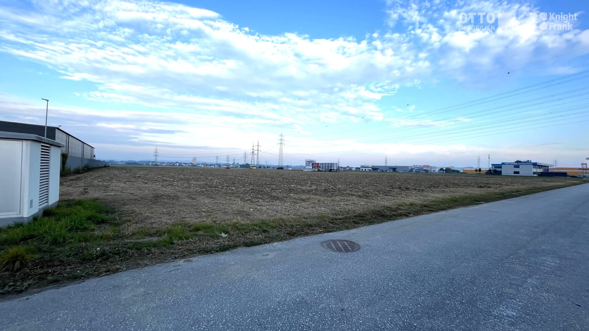 Sankt Florian business park right at the A1