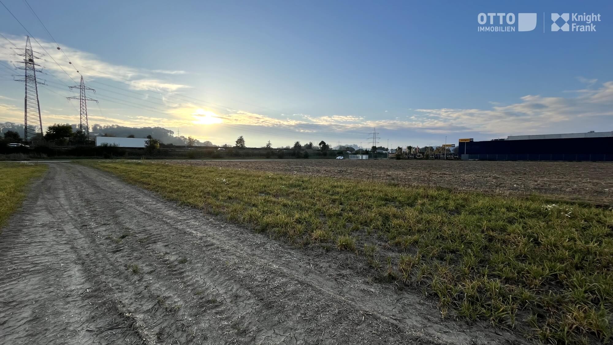 Sankt Florian business park right at the A1