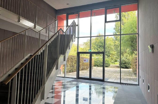 Hochwertig neu sanierte Bürofläche