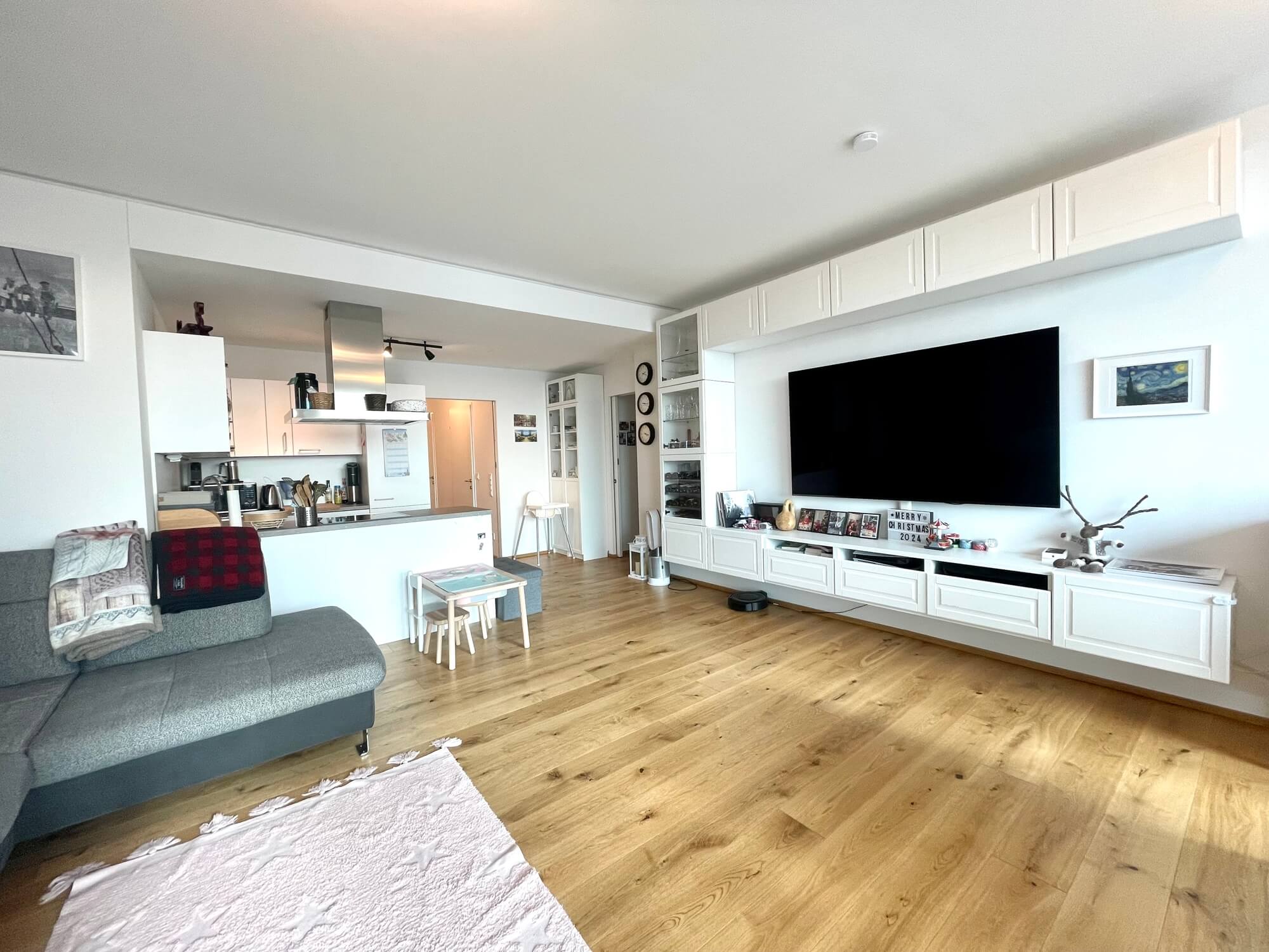 23. Stock - TrIIIple -  komplett möbliert - zur Miete