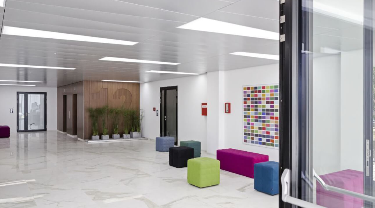 Attractive office building