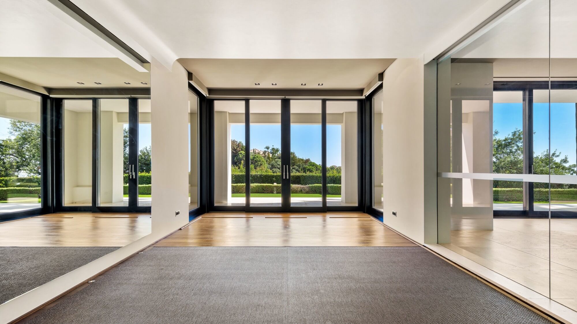 Luxurious Residence in an Unmatched Setting - La Zagaleta Resort