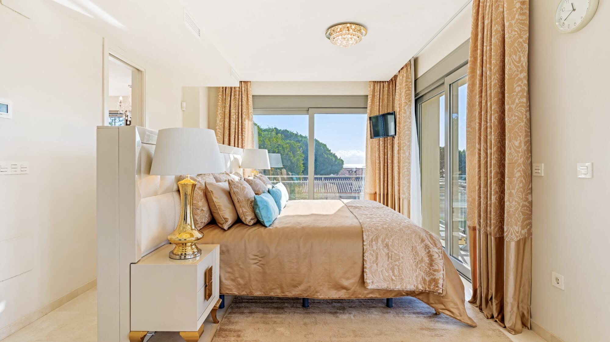 Exquisite Residenz: Luxusvilla in La Cerquilla, Nueva Andalucia