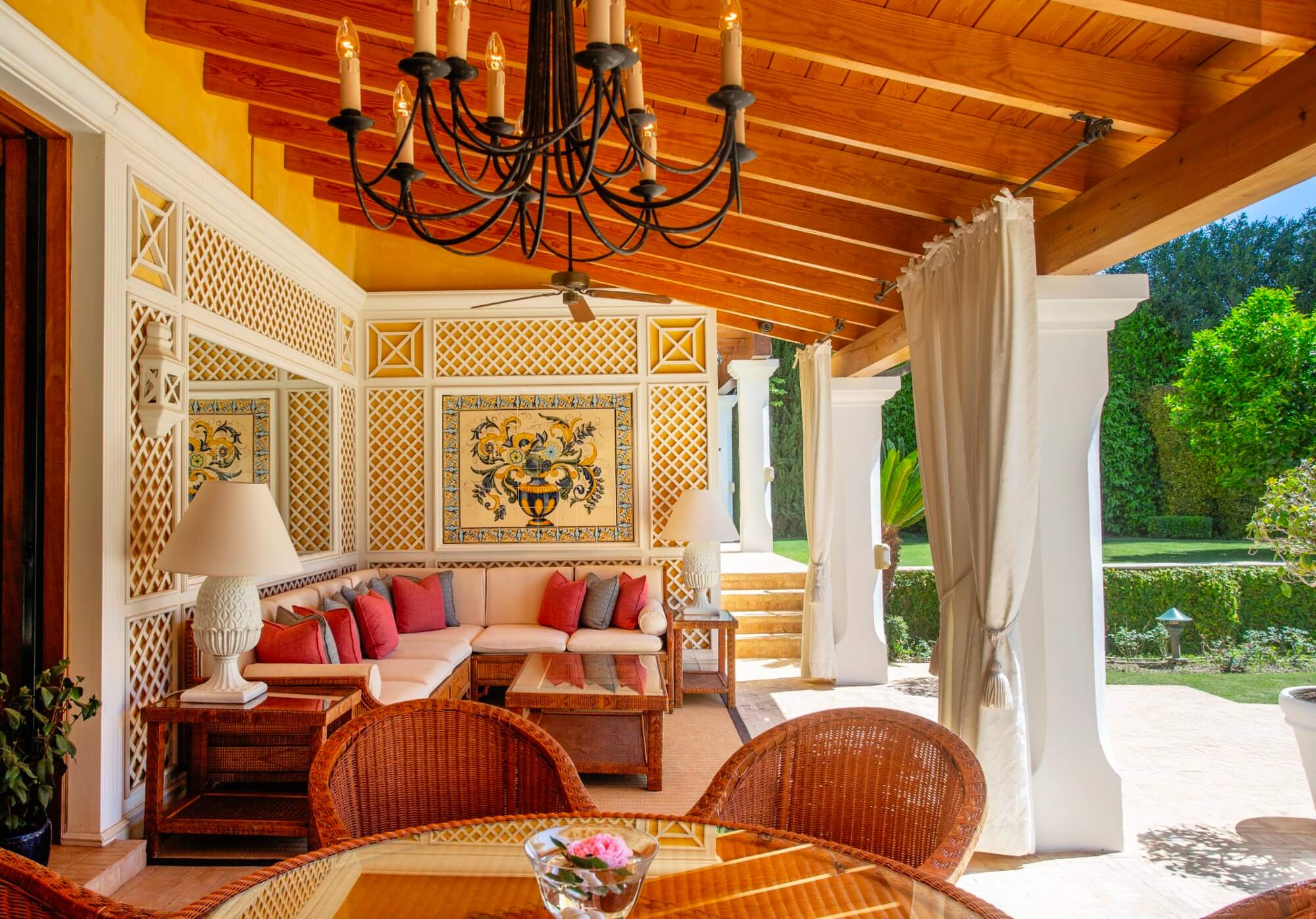 Vereda del Golf Jewel: Premium Beachfront Villa in East Marbella