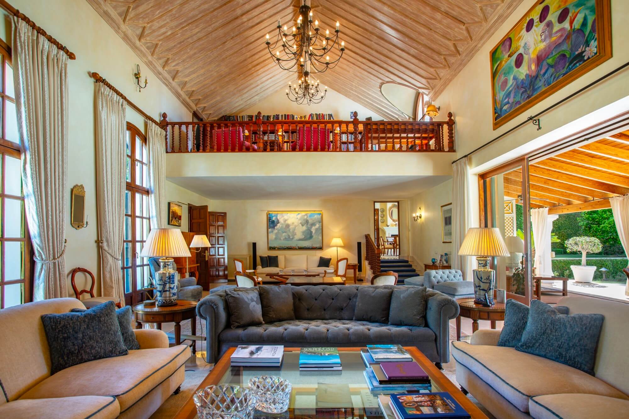 Vereda del Golf Jewel: Premium Beachfront Villa in East Marbella