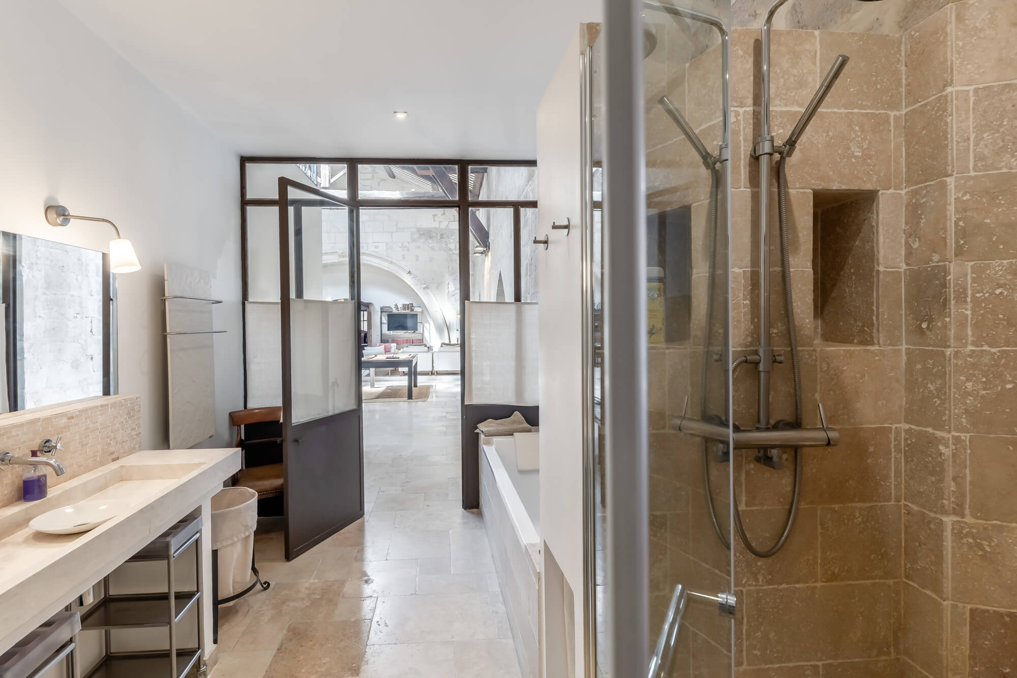 Wunderschön restaurierte Kapelle aus dem 13. Jahrhundert in der historischen Altstadt von Avignon