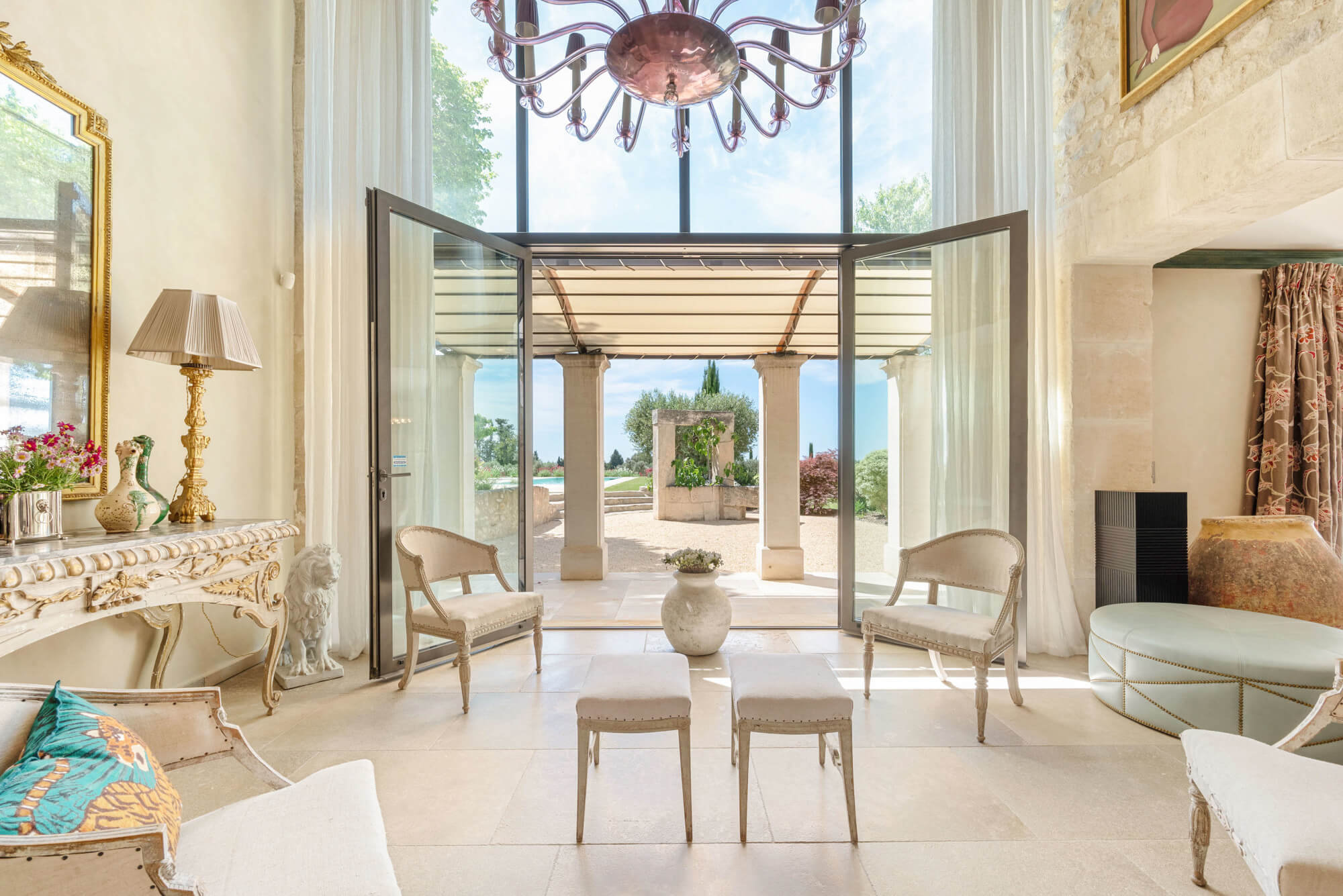 Charmantes, renoviertes Landhaus aus dem 18. Jahrhundert in Maussane-les-Alpilles