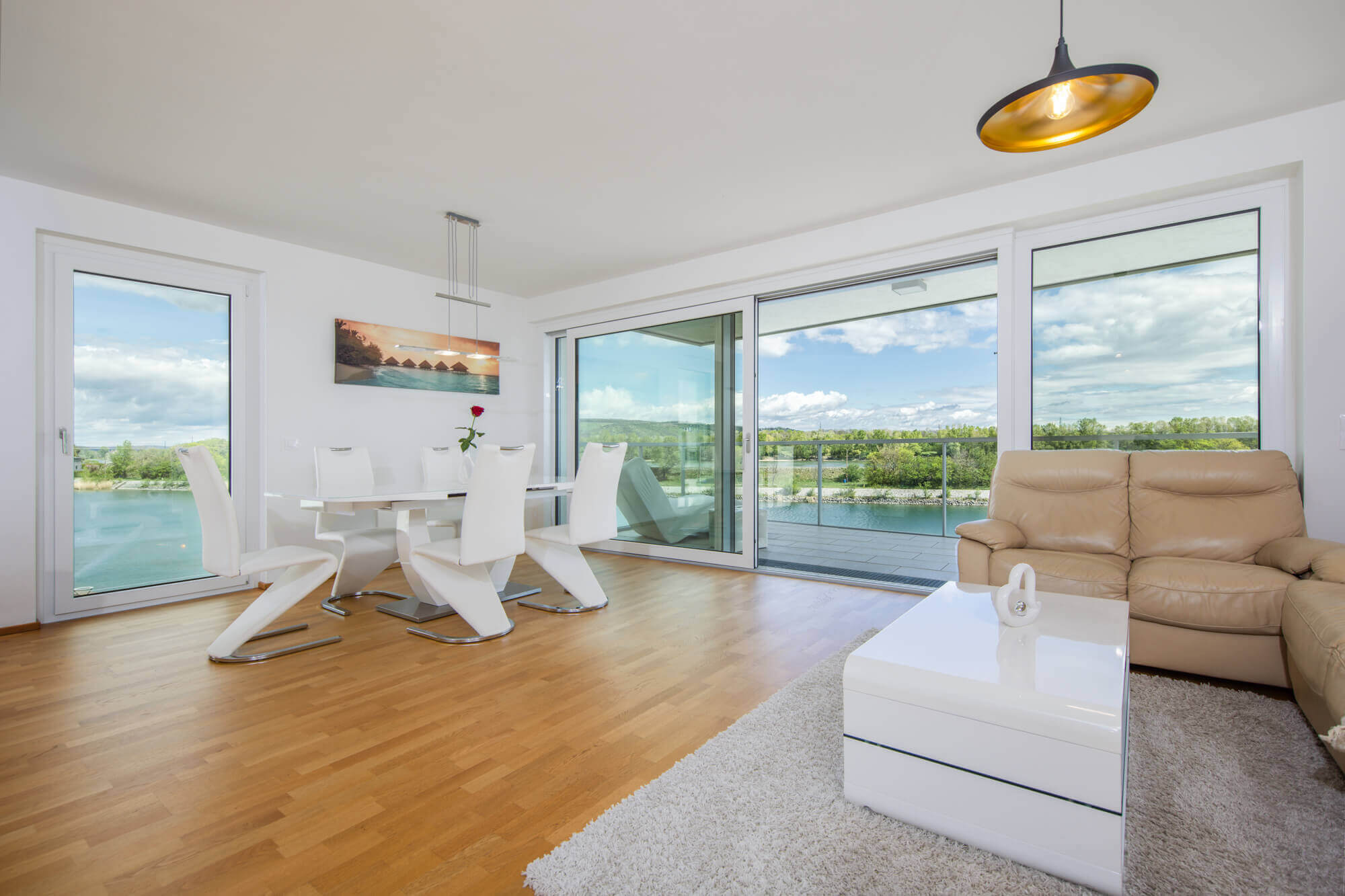 Exclusive living right on the water