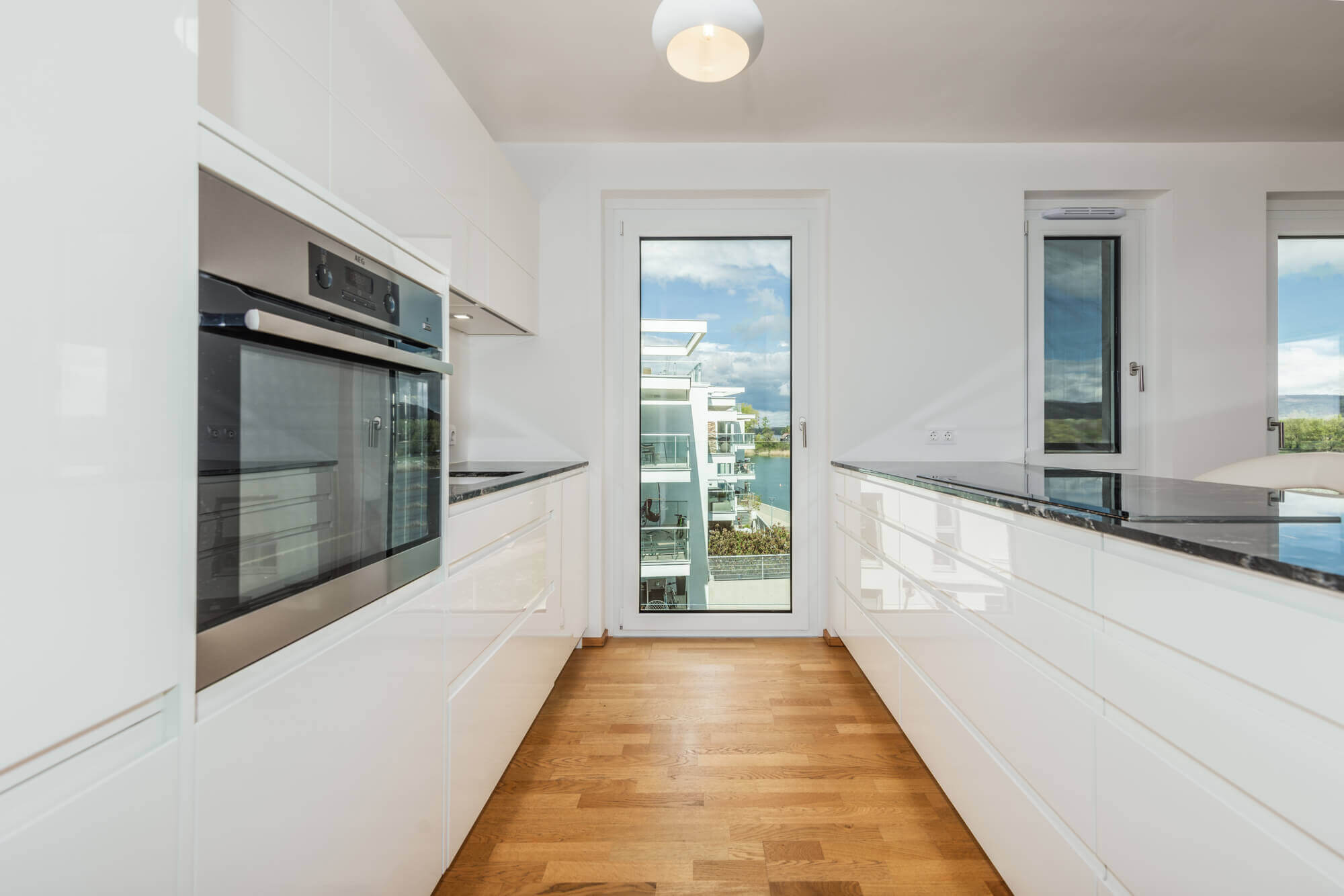 Exclusive living right on the water