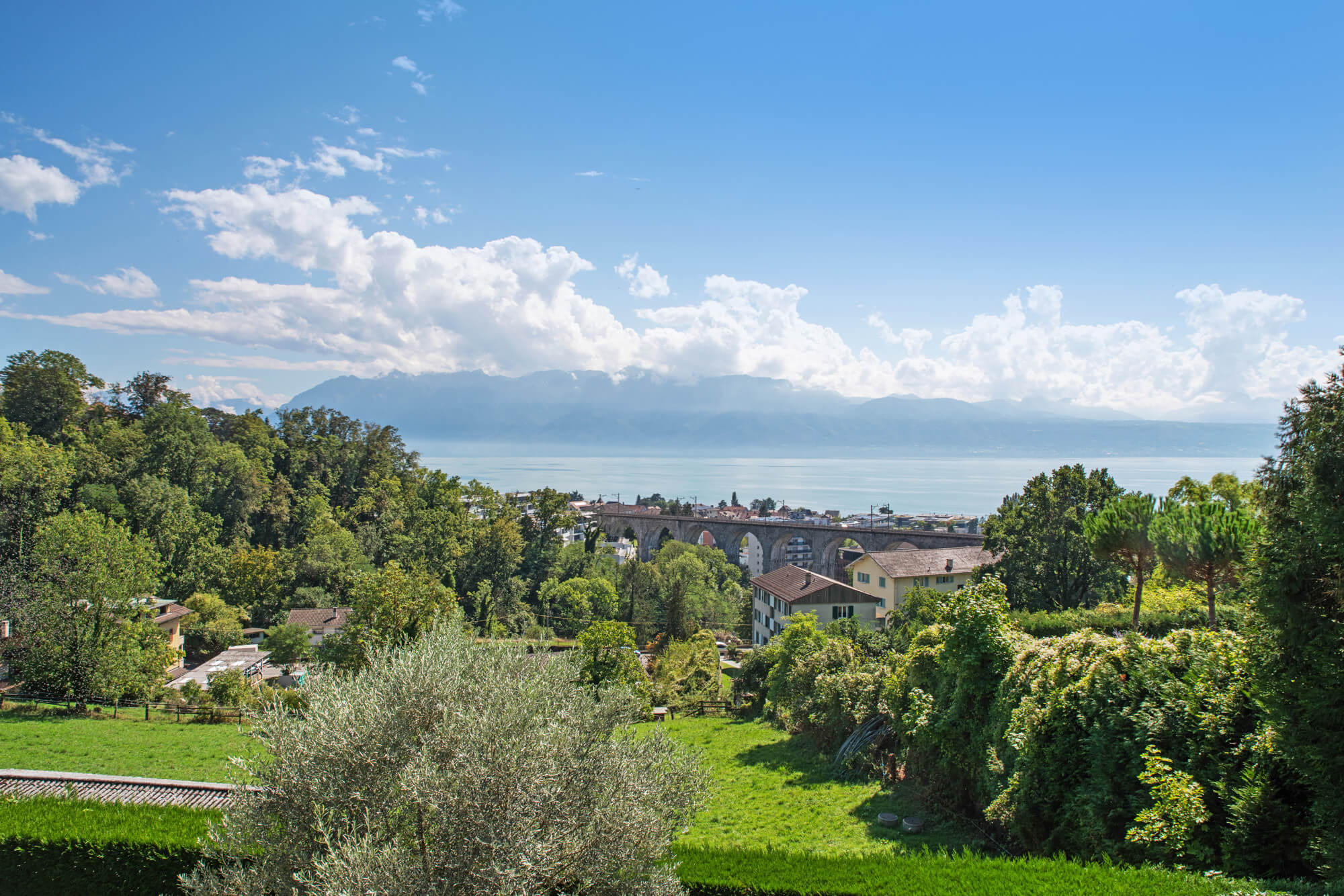 Luxuriöse Villa mit herrlichem Ausblick und Innenpool
