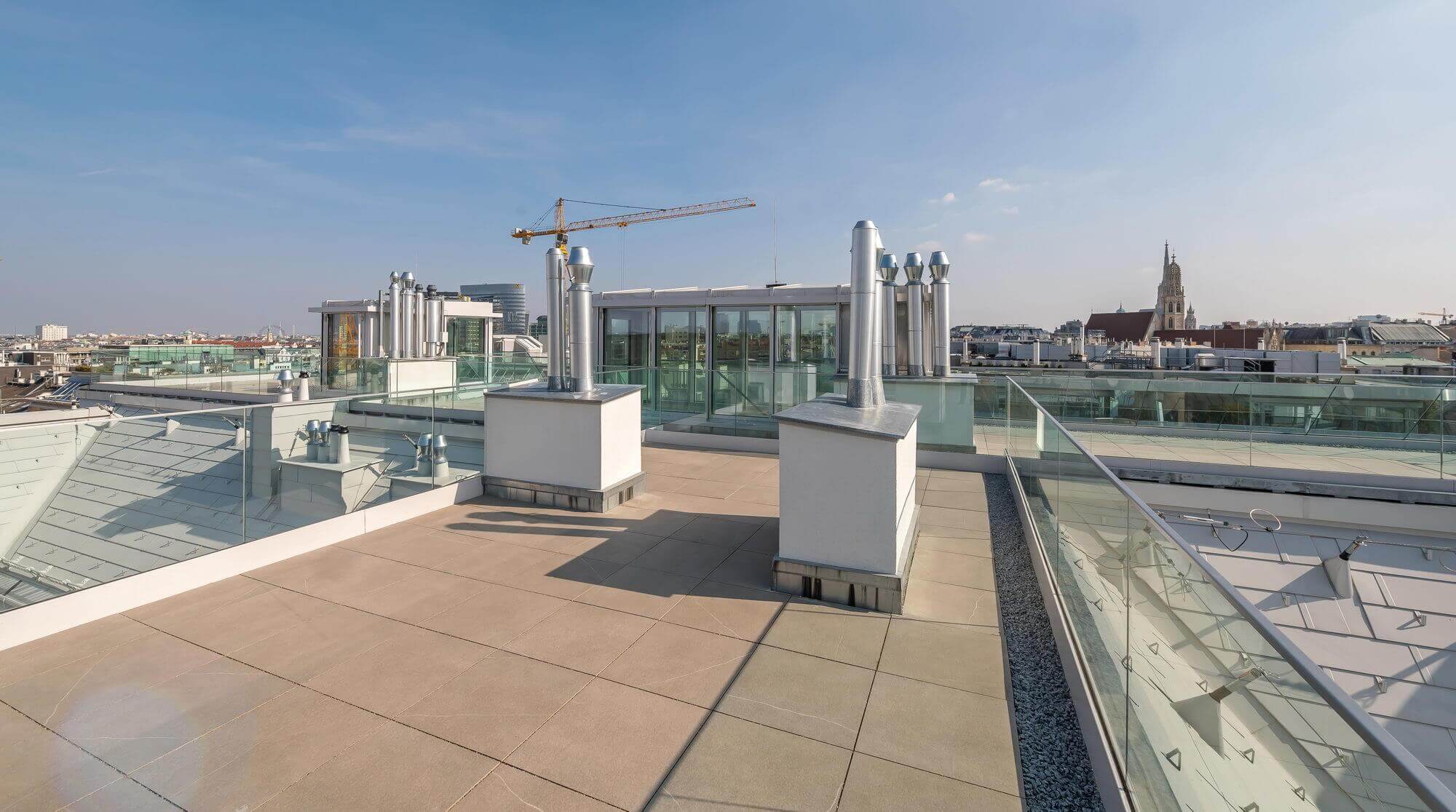 Modern condominium in stylish old building in prime city centre location