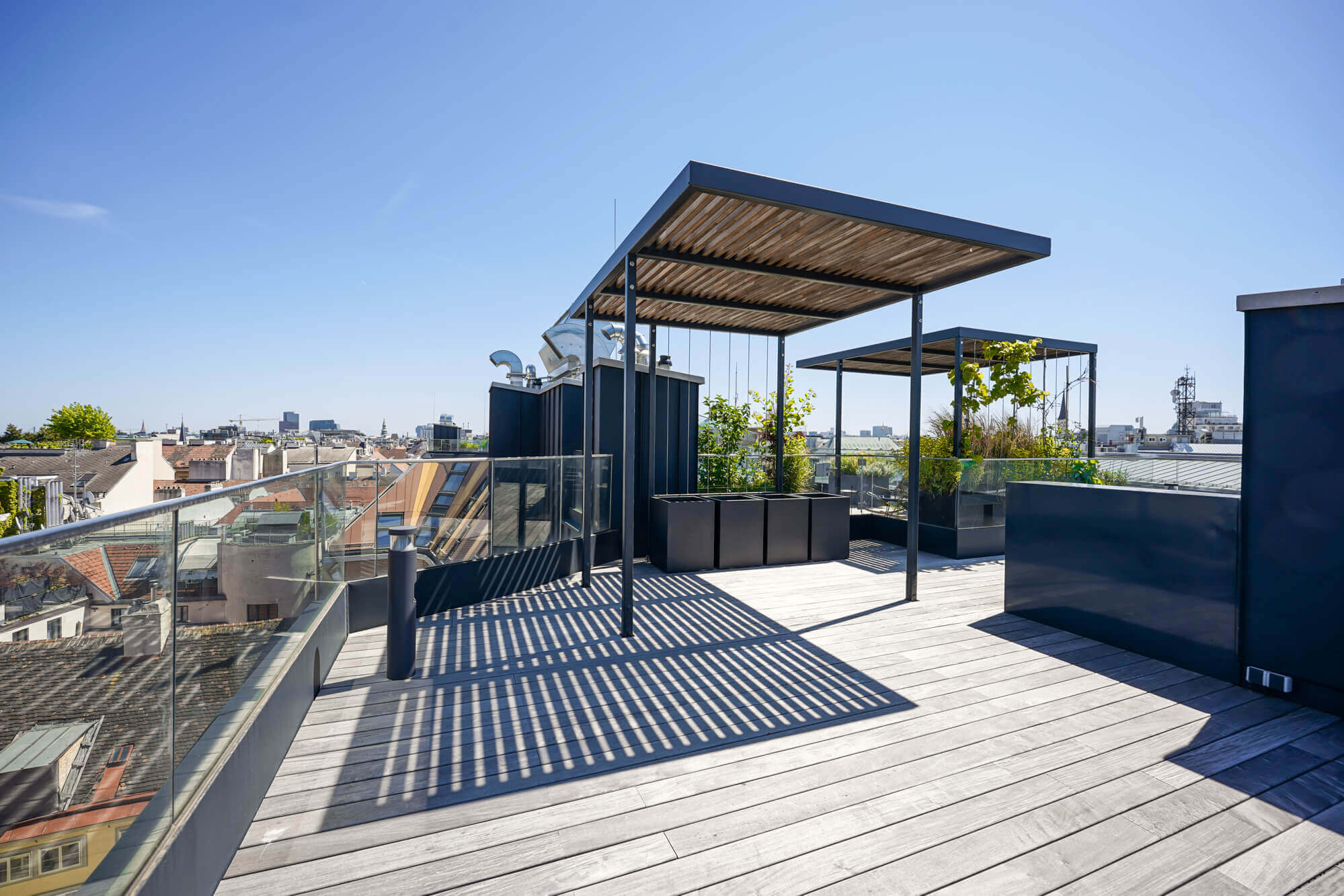 Modernes City-Penthouse mit Dachterrasse und Stephansdom-Blick