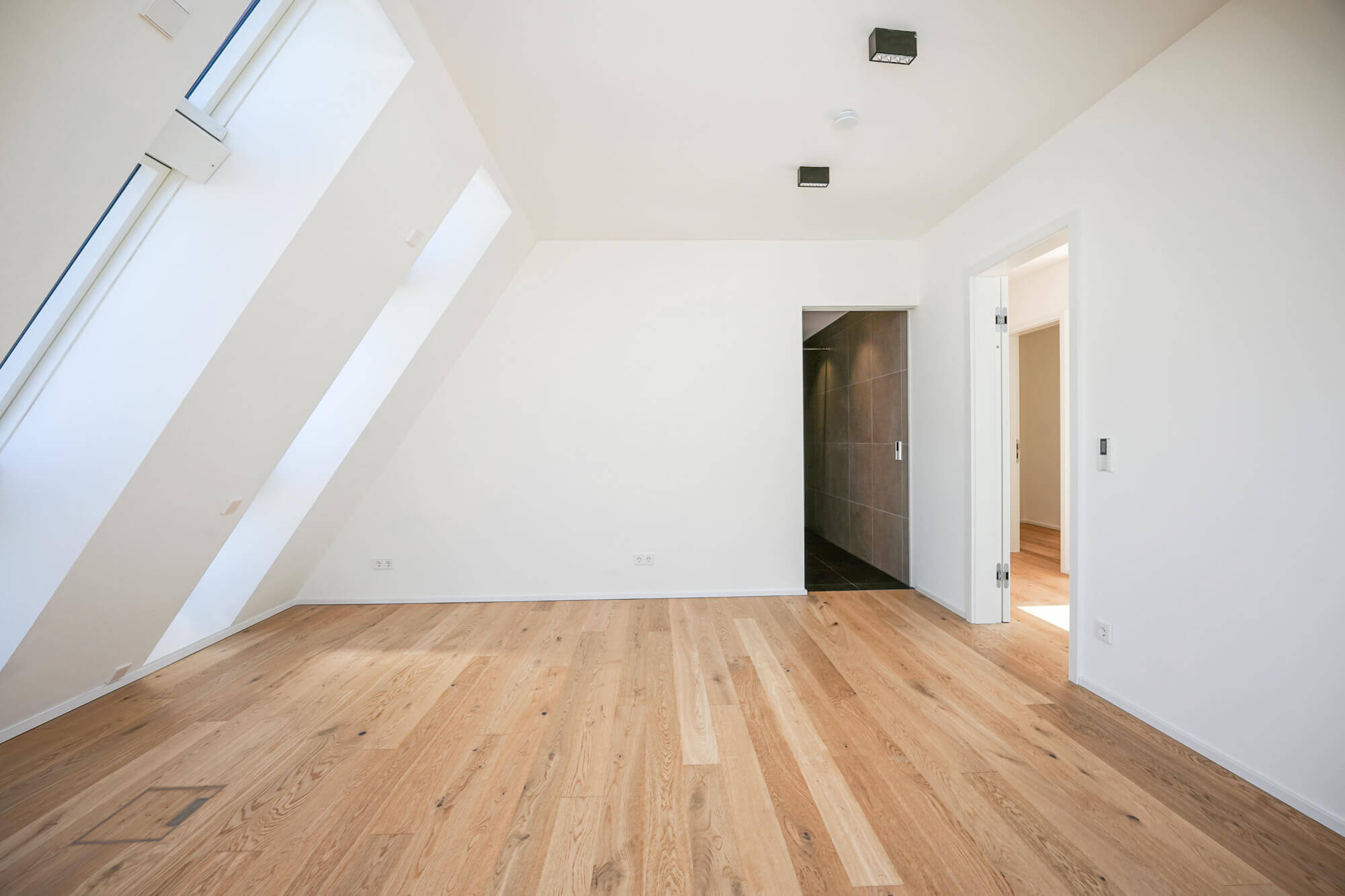 Modernes City-Penthouse mit Dachterrasse und Stephansdom-Blick