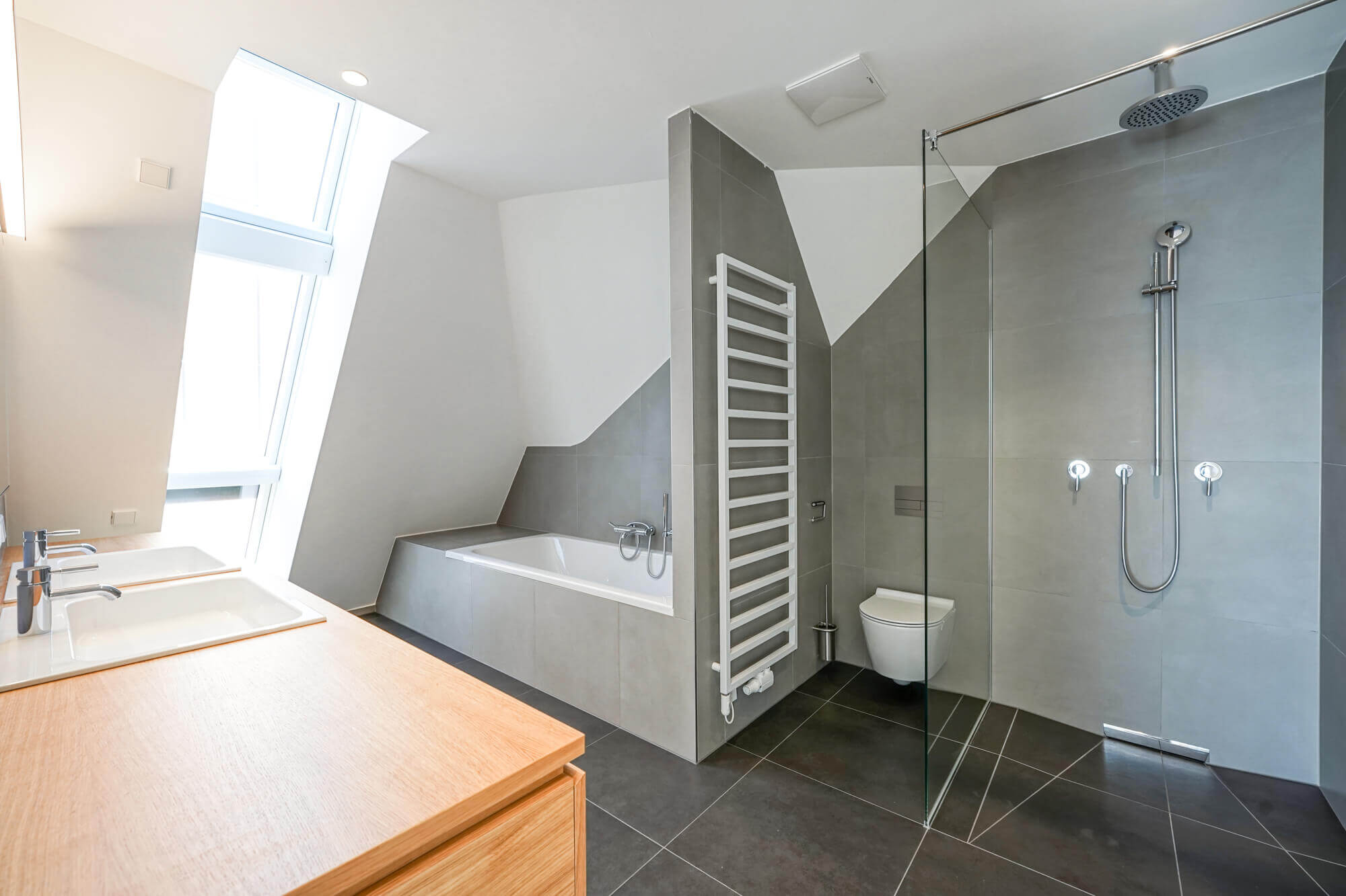 Modernes City-Penthouse mit Dachterrasse und Stephansdom-Blick