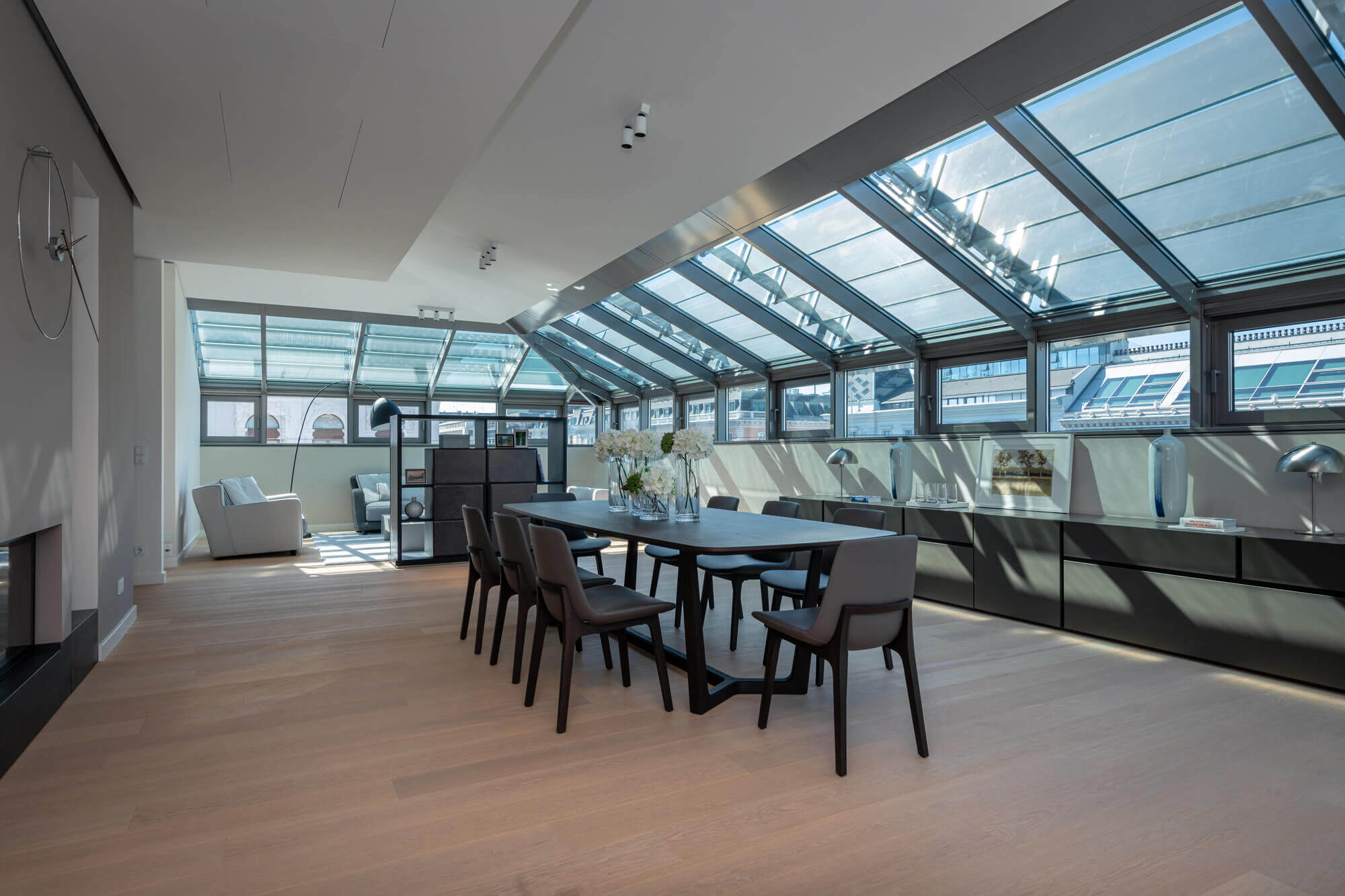 Luxurious Living with Hotel Service