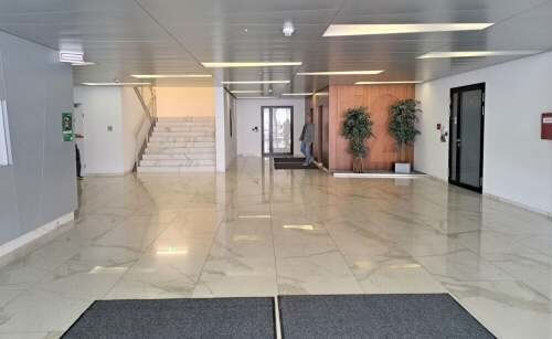 Attractive office building