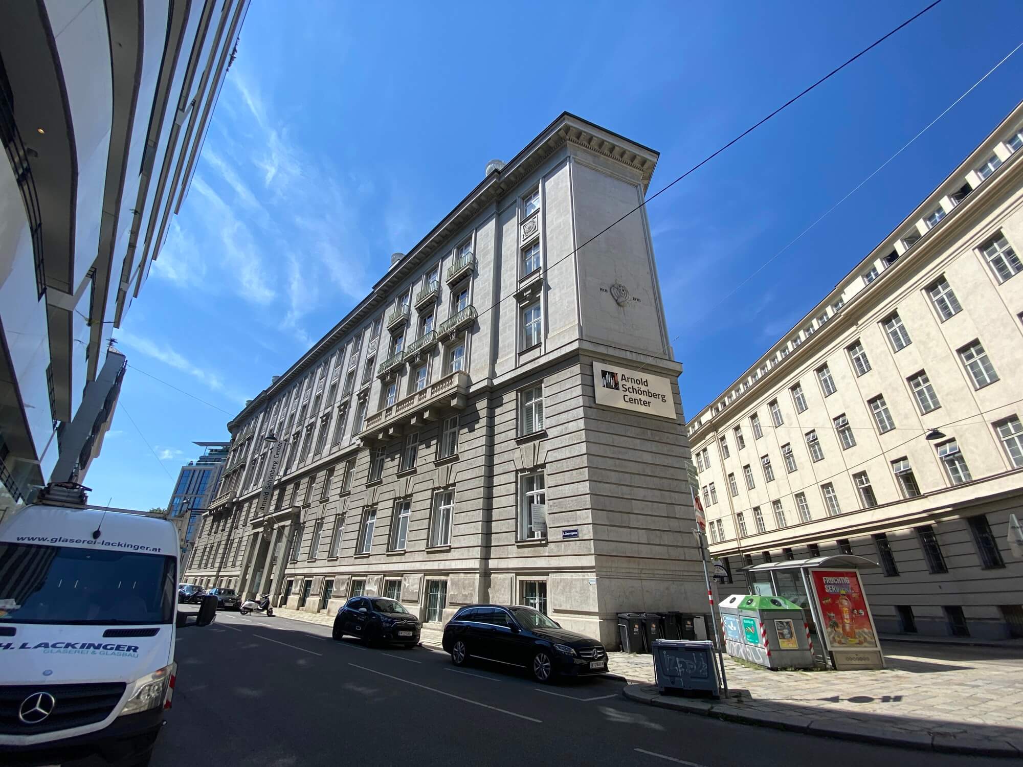 Prestigious office near Schwarzenbergplatz