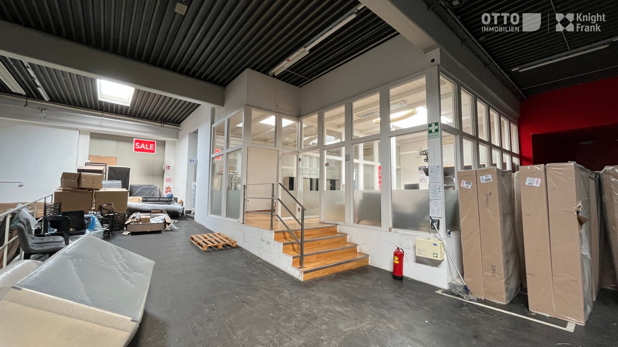 Hall properties on the U1 line / Vienna North