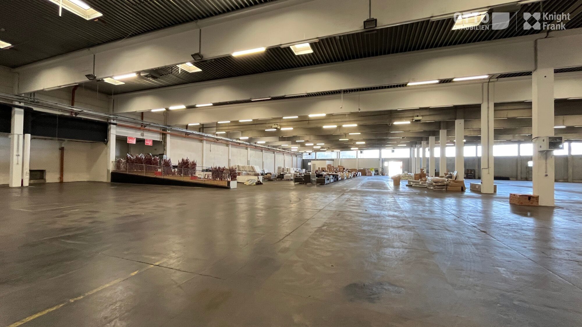 Hall properties on the U1 line / Vienna North