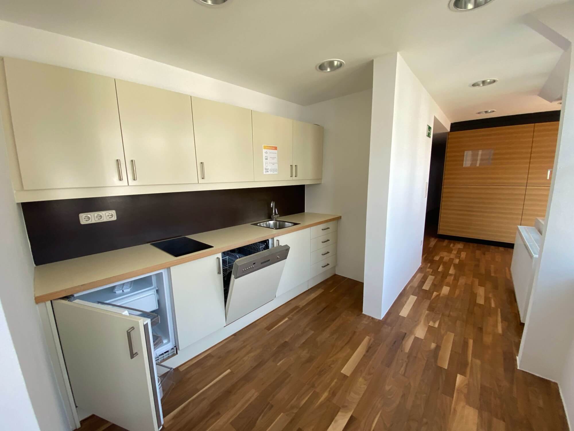 Office location: Palais Kaiserhaus