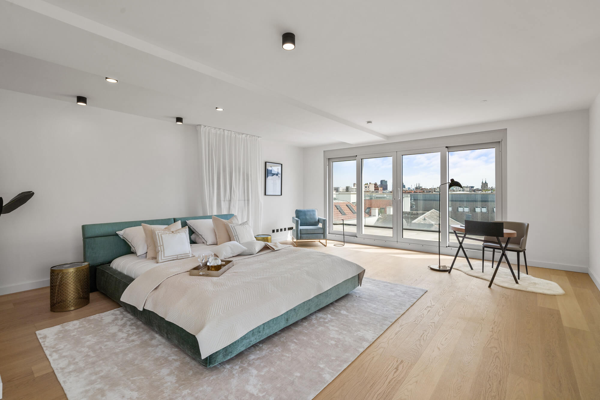 Exquisites Penthouse mit Dachterrasse in bester Citylage