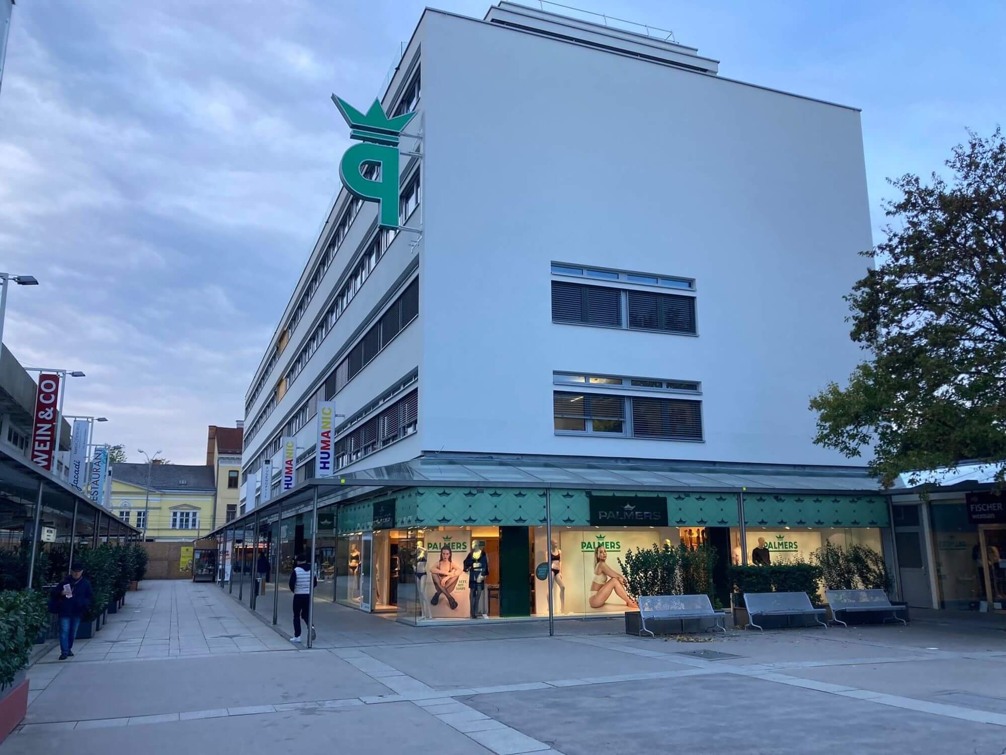 Geschäftslokal im Ekazent Hietzing