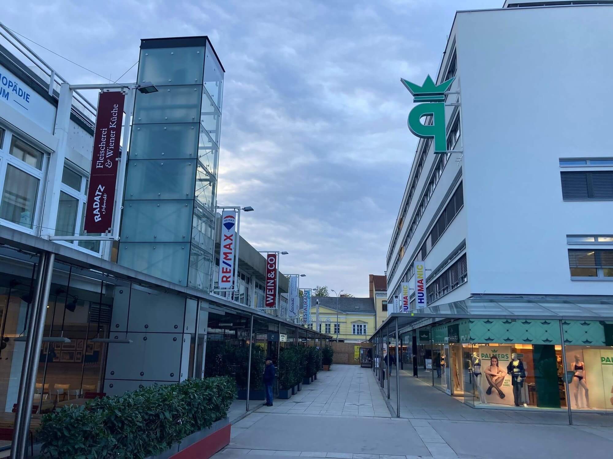 Retail space at Ekazent Hietzing