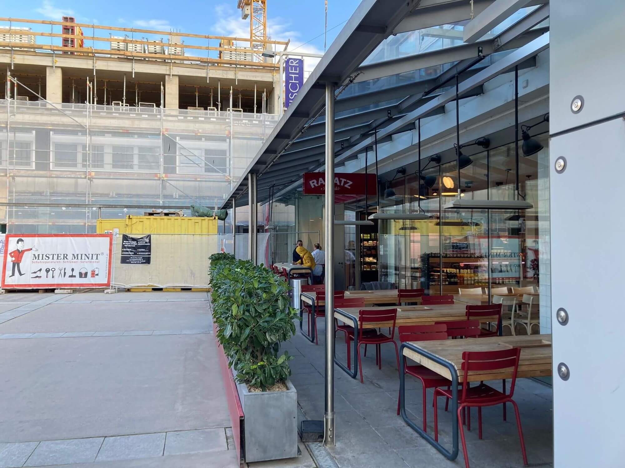 Retail space at Ekazent Hietzing