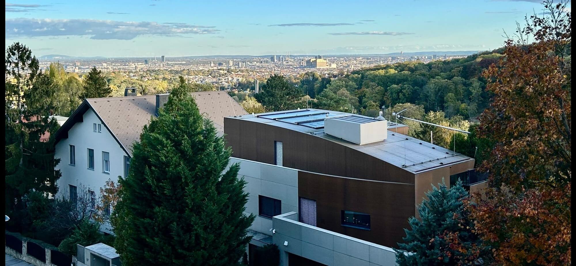 Green, quiet location with views over Vienna