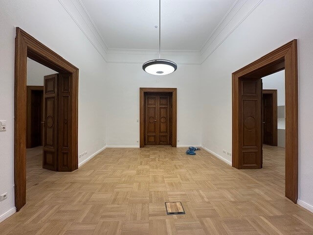 Modern office in the historic Vienna Stock Exchange