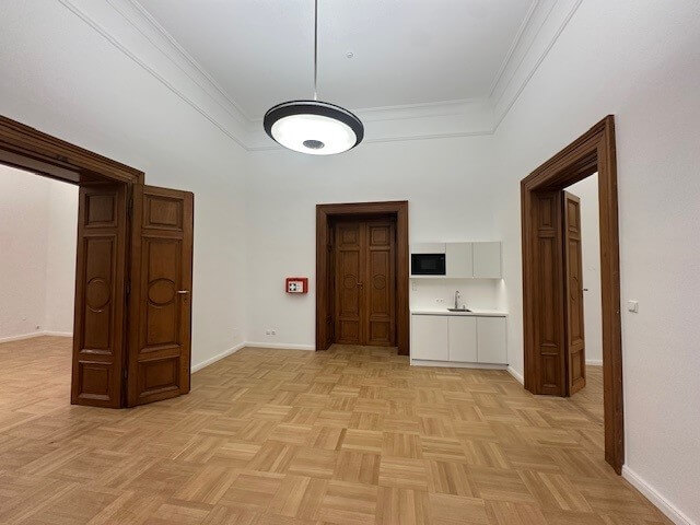 Modern office in the historic Vienna Stock Exchange