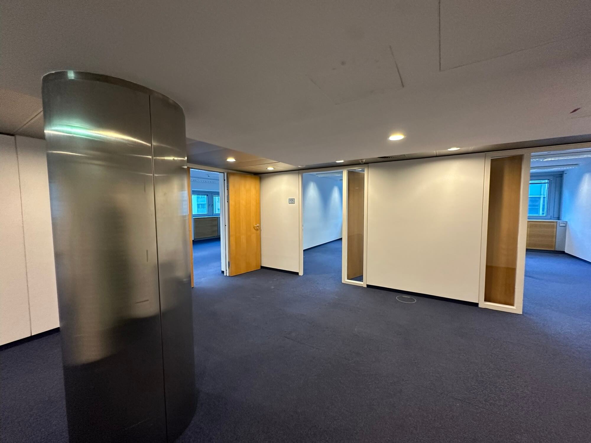 OC4 - Top office space near TU